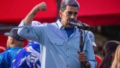 Gana Maduro elecciones con 51% de la votación